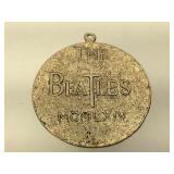 The Beatles 1964 key chain Medallion, metal, vg ,