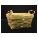 Longaberger Tea basket, w/ leather handles, 7 by 5