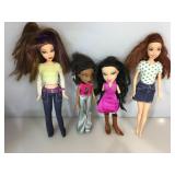 4 Bratz dolls,