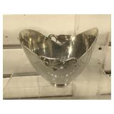 Colonia Pewter bowl , Boston, 3.25 in H.