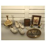 Porcelain vase, music box, oval print,