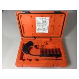 Orion flare gun in case w/ 6 projectable flares