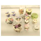 Lot of trinket boxes Mostly flower thematic