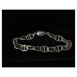 Sterling Silver bracelet w/magnetic clasp - 8 in