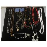 Lot of 10 costume jewelry necklaces