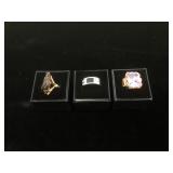 Lot of costume rings in boxes