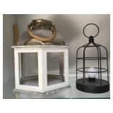 Pair of house decorative items