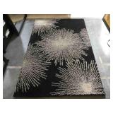 Safavieh Rug, approx 5ft x 8ft