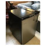 Haier small fridge, approx 21x22x31 inches