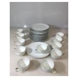 China Lunch/snack set 11 cups and 12 plates