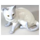 Rutledge ceramic cat. Approx 10in High x 13in