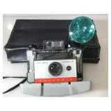 Polaroid Land Camera Automatic 104 with flash