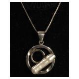 Sterling Silver necklace with MOP pendant - 15.5