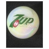 25 MM marble, white, displaying 7UP