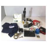 Lot of miscellaneous personal items, including a