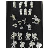 Vintage lead soldier figures, approx 1.8 inches