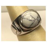 Sterling Silver ring with Howlite stone - size 8