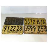Lot of vintage License Plates