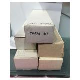 Unsorted mixed sports cards