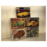 5 Revell nos 1/25 scale models, all factory