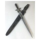 Fantasy long dagger w/sheath and skull design