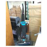 Bissell Power Force bag Vacuum