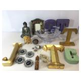 Lot of assorted house decorative items