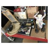 Lot of vintage bottles, Marilyn Andrews Teapot