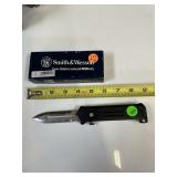 Smith wesson Stelleto Spring knife