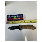 Smith wesson Knife with box