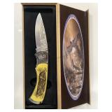 Eagle knife with resin handle in box