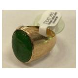 14K Gold Ring with jade 10.4g size 9.5