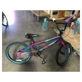 Genesis kid bicycle, both wheels hold air