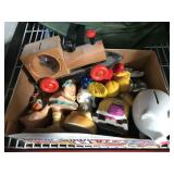 Vintage Chalkware figures and more - some damaged