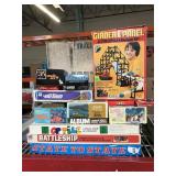 Vintage Board Games and more - As Found - unknown