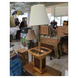 Lamp/side table w/glass accents