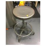 STEEL REVOLVING SHOP STOOL STEEL REVOLVING SHOP STOOL