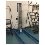 GENIE SUPER LIFT FORK TRUCK GENIE SUPER LIFT FORK TRUCK