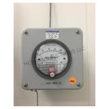 MAGNEHELIT PRESSURE GAUGE MAGNEHELIT PRESSURE GAUGE