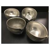 GROUP OF SMALL STAINLESS STEEL PANS GROUP OF SMALL STAINLESS STEEL PANS