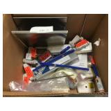 BOX OF DIGITAL THERMOMETERS BOX OF DIGITAL THERMOMETERS