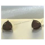 GARNET TRILLION STUD EARRING IN STERLING SILVER