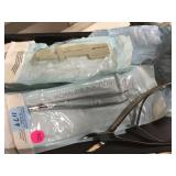 TRAY OF SURGICAL INSTRUMENTS