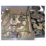 BOX/TRAY COLLECTION OF BRASS OBJECTS