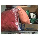 CART TOP COMFORTER & BATH ROOM SET