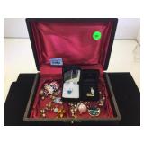 ASSORTMENT OF EARRINGS, CUBIC ZIRCONIA PENDANT ASSORTMENT OF EARRINGS, CUBIC ZIRCONIA PENDANT