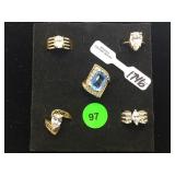 ASSORTMENT OF FASHION JEWELRY RINGS ASSORTMENT OF FASHION JEWELRY RINGS