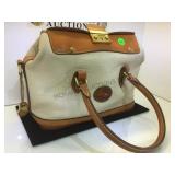VINTAGE DOONEY & BOURKE PURSE, ALL WEATHER LEATHER VINTAGE DOONEY & BOURKE PURSE, ALL WEATHER LEATHER