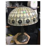 TIFFANY STYLE STAIN GLASS TABLE LAMP TIFFANY STYLE STAIN GLASS TABLE LAMP