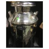 VINTAGE WESTERN UNITED MILK CAN 'CHICAGO 40' VINTAGE WESTERN UNITED MILK CAN 'CHICAGO 40'
